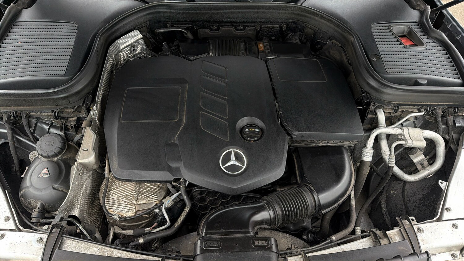 Used Mercedes-Benz GLC 2020 for sale - 78108962: Photo 18