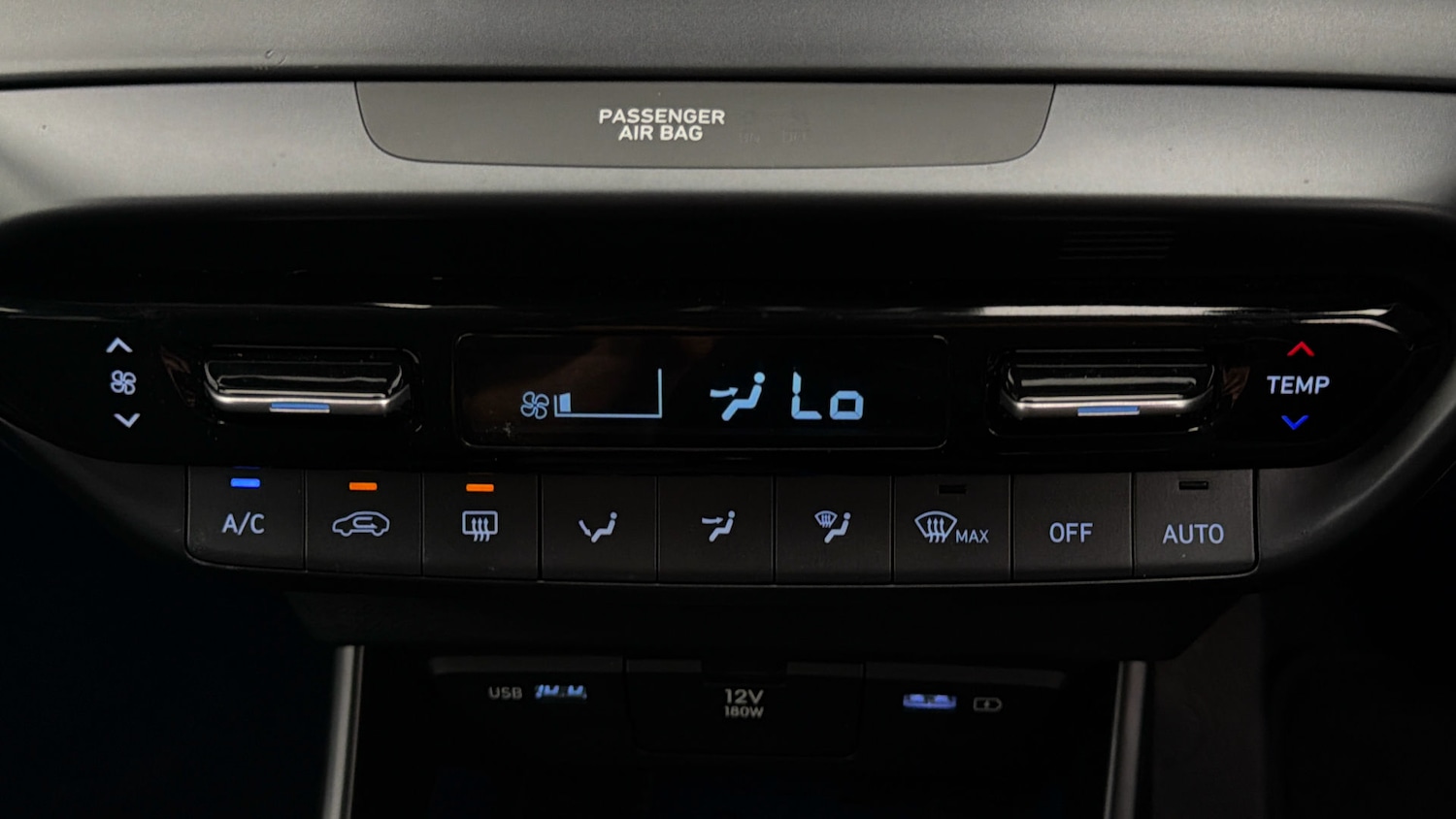 Used Hyundai BAYON 2023 for sale - 77975772: Photo 11