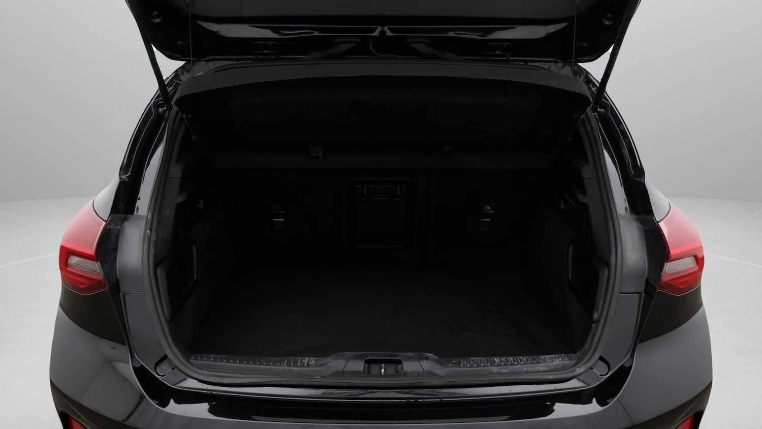 Used Ford Focus 2023 for sale - 77181656: Photo 17