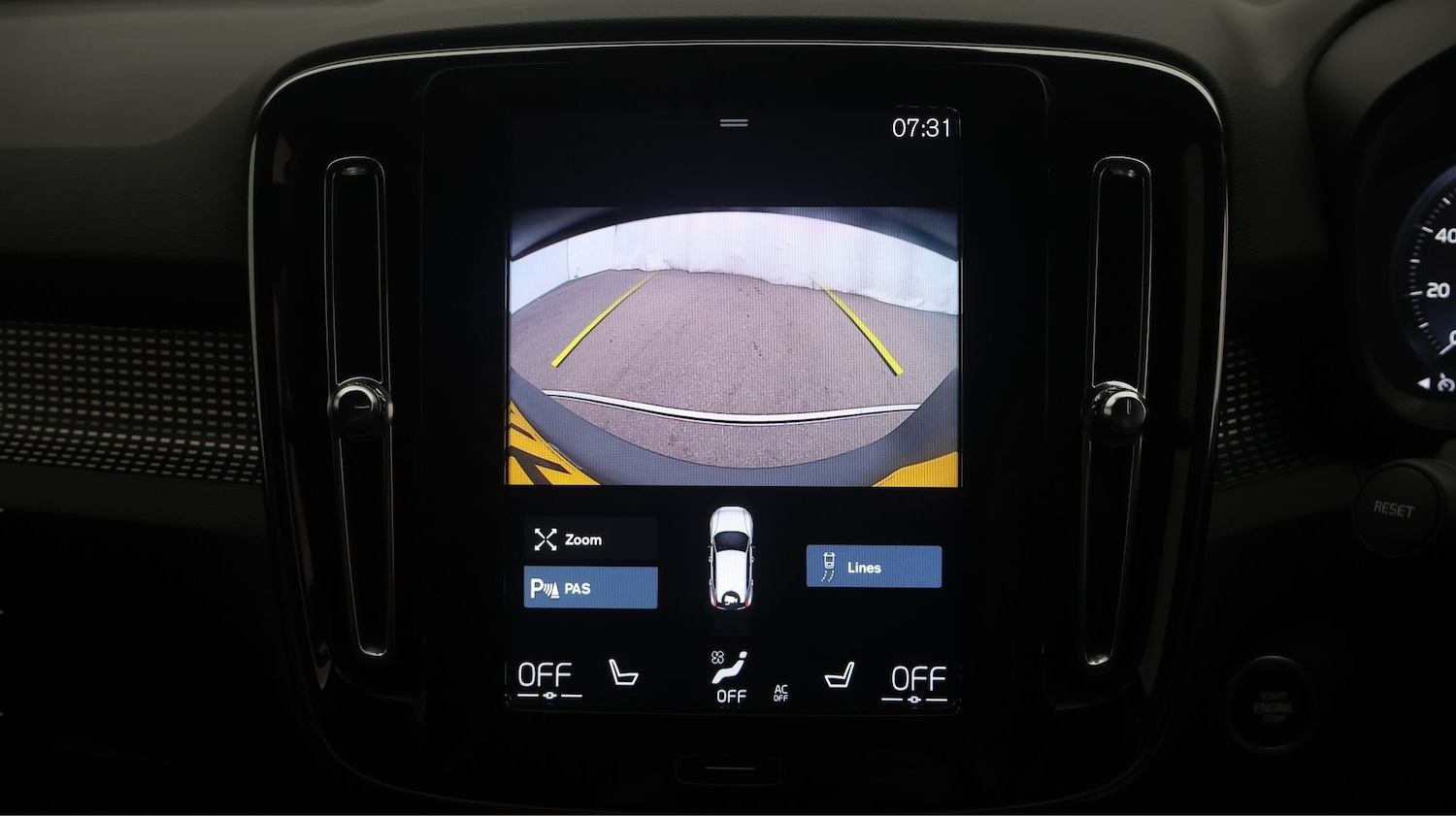 Used Volvo XC40 2021 for sale - 77776488: Photo 27