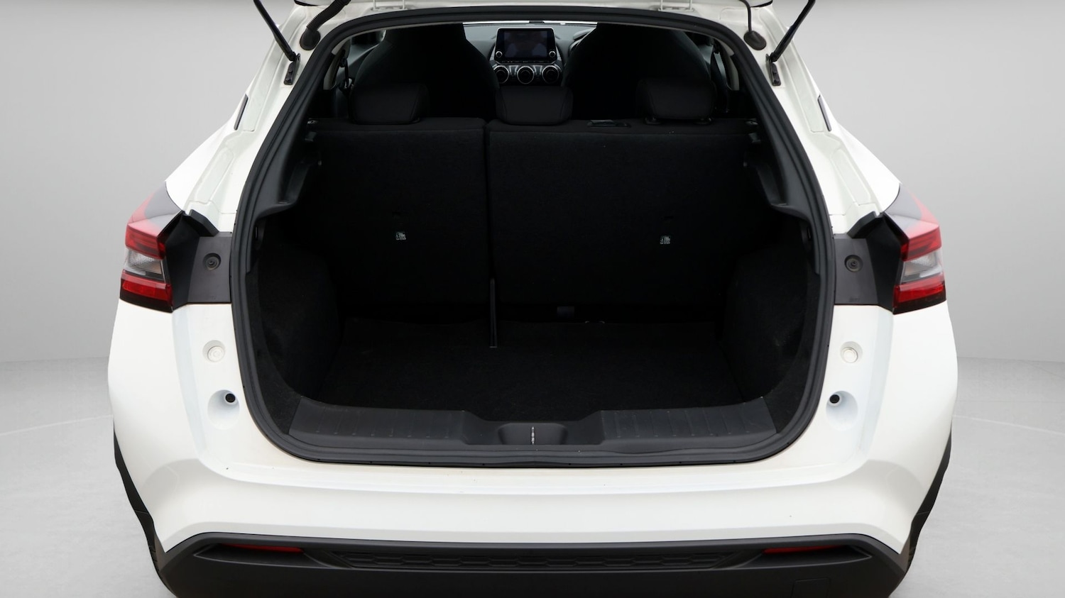 Used Nissan Juke 2023 for sale - 77762875: Photo 17