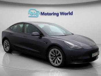 Used Tesla Model 3 2021 for sale - 76892805: Photo