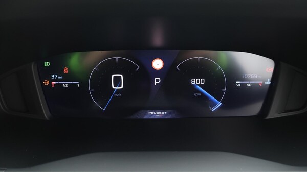 Used Peugeot 2008 2023 for sale - 76238872: Photo 11