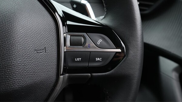 Used Peugeot 2008 2023 for sale - 76238872: Photo 24