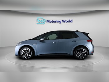 Used Volkswagen ID.3 2023 for sale - 77759192: Photo