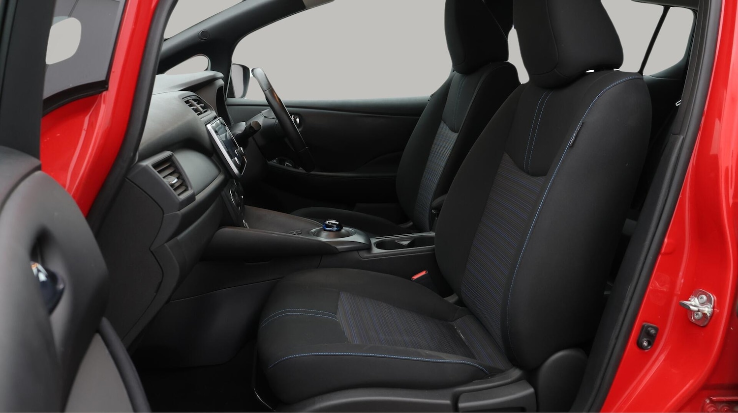 Used Nissan Leaf 2022 for sale - 76432947: Photo 15