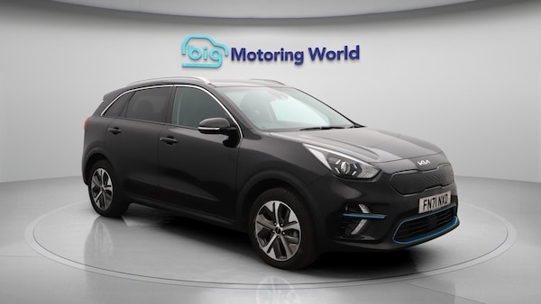Used Kia Niro 2021 for sale - 76284345: Photo 2