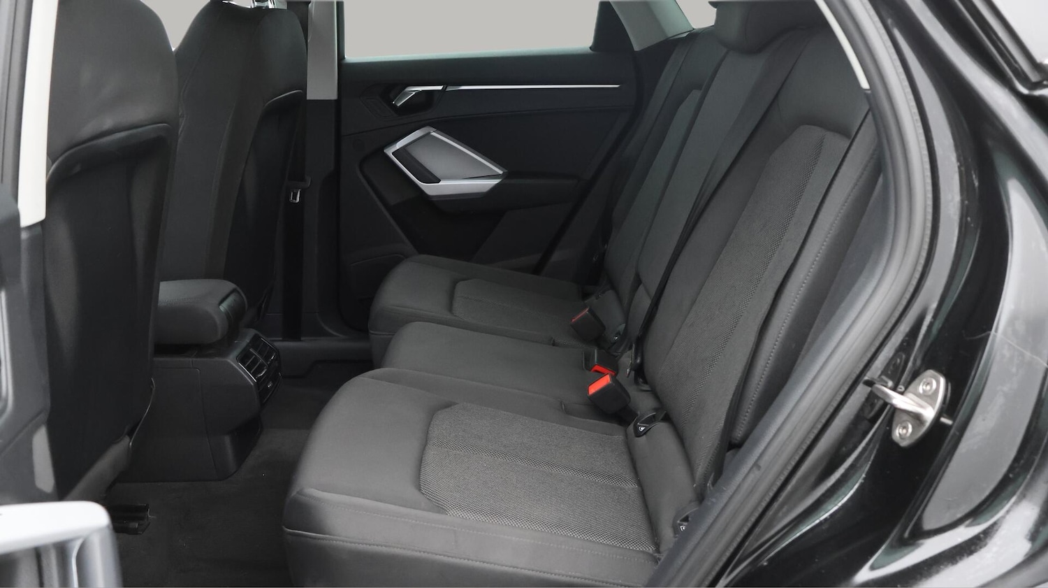 Used Audi Q3 2023 for sale - 76549909: Photo 17