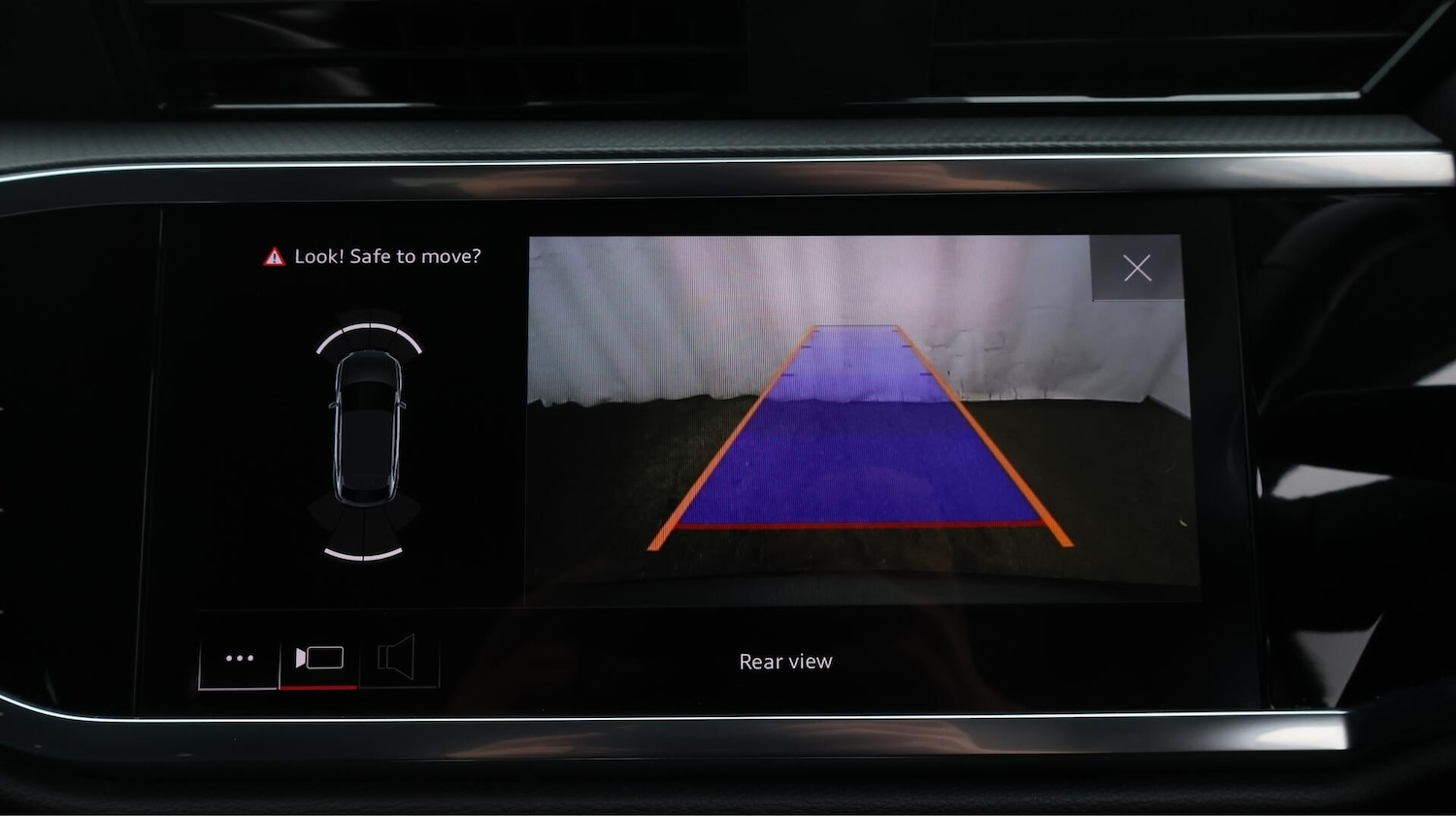 Used Audi Q3 2023 for sale - 76549909: Photo 23