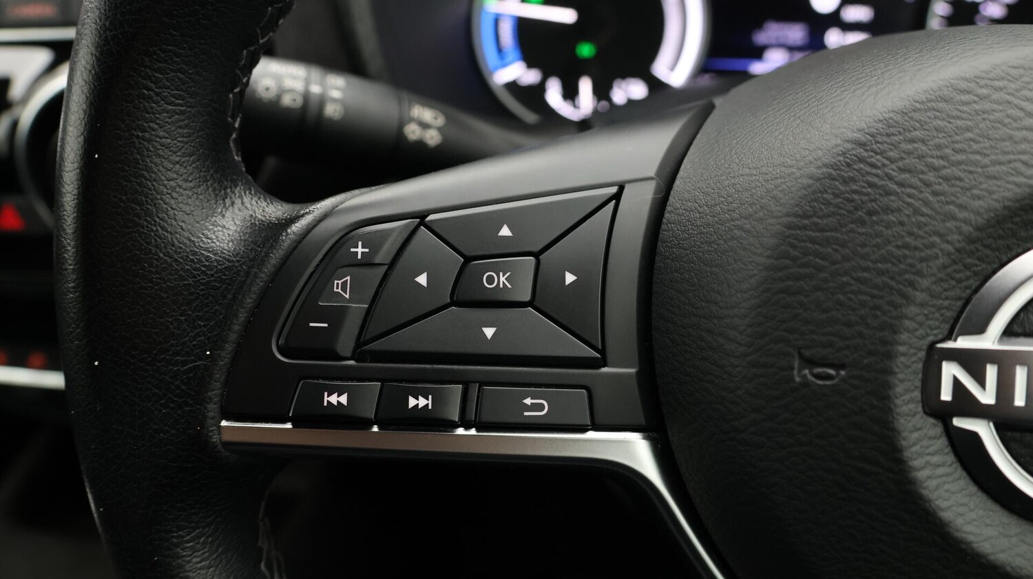 Used Nissan Juke 2022 for sale - 76561653: Photo 26