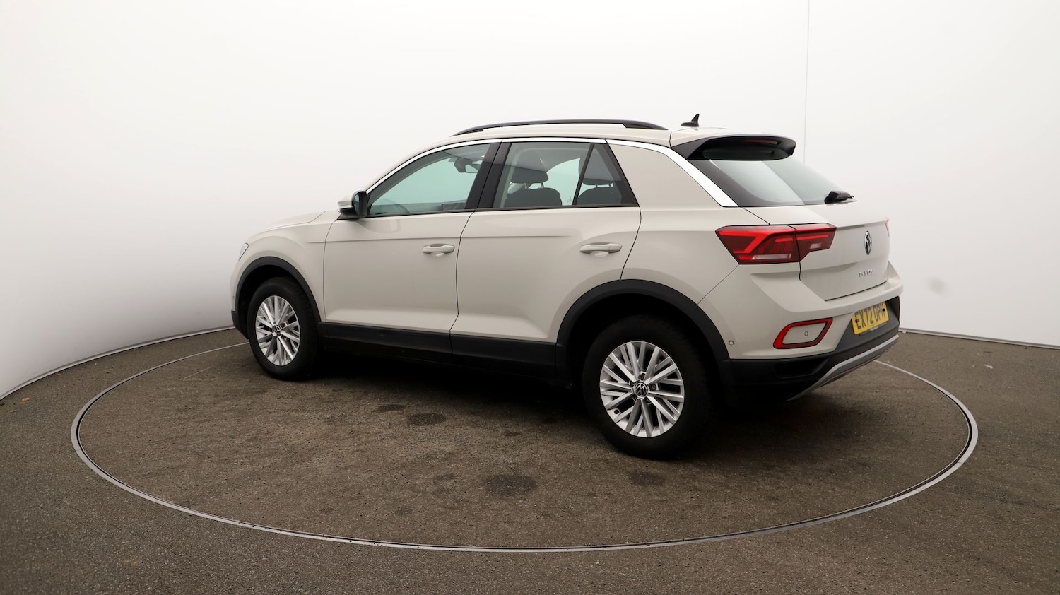 Used Volkswagen T-Roc for sale - 76810154: Photo 29