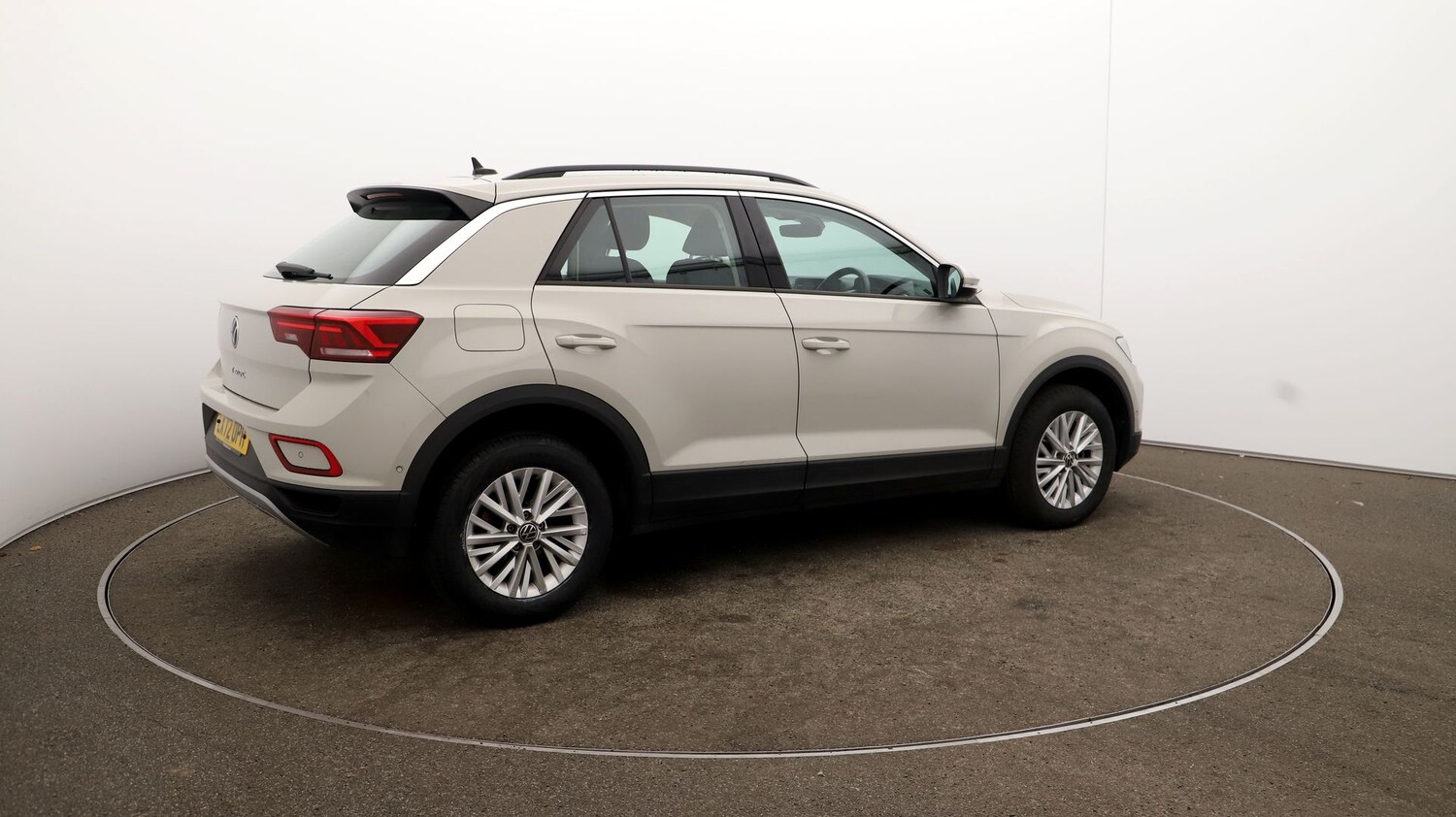 Used Volkswagen T-Roc for sale - 76810154: Photo 46