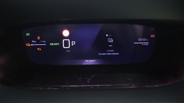Used Peugeot 2008 2024 for sale - 76327327: Photo 11