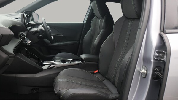 Used Peugeot 2008 2024 for sale - 76327327: Photo 15
