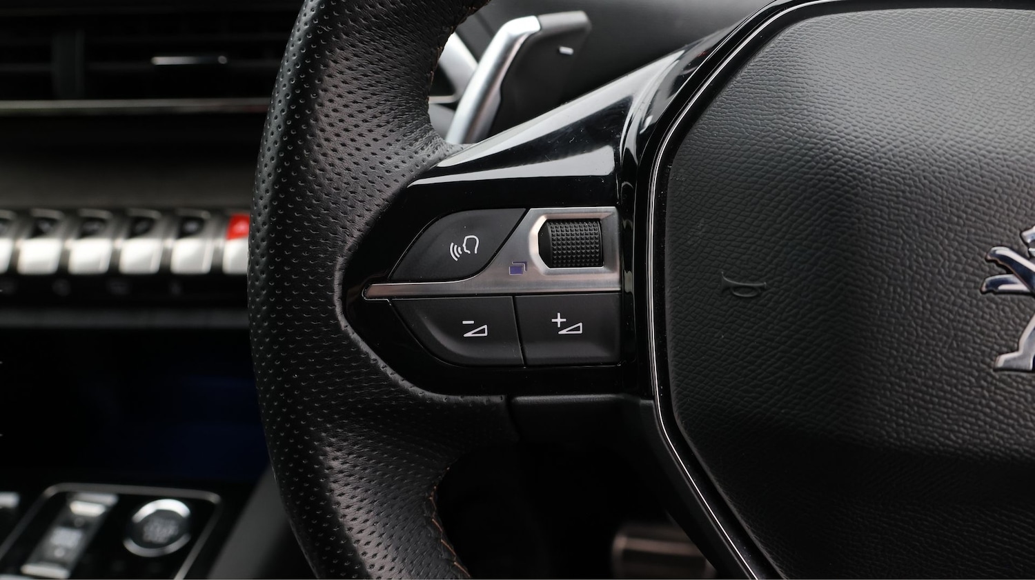 Used Peugeot 3008 2023 for sale - 77258426: Photo 26