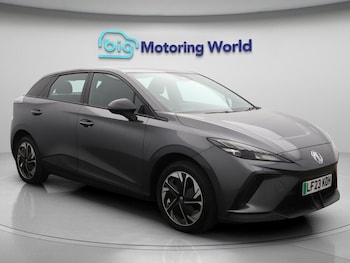 2023 (23) - 64kWh SE Long Range Hatchback 5dr Electric Auto (203 ps)
