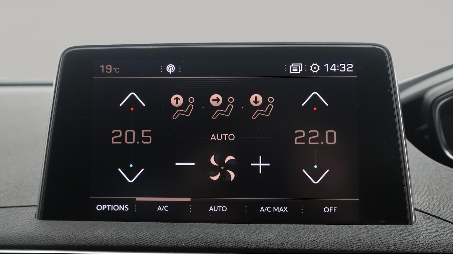 Used Peugeot 3008 2019 for sale - 76360230: Photo 13