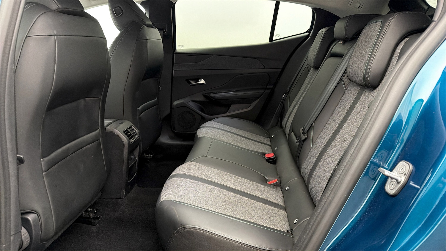 Used Peugeot 408 2024 for sale - 78090589: Photo 15