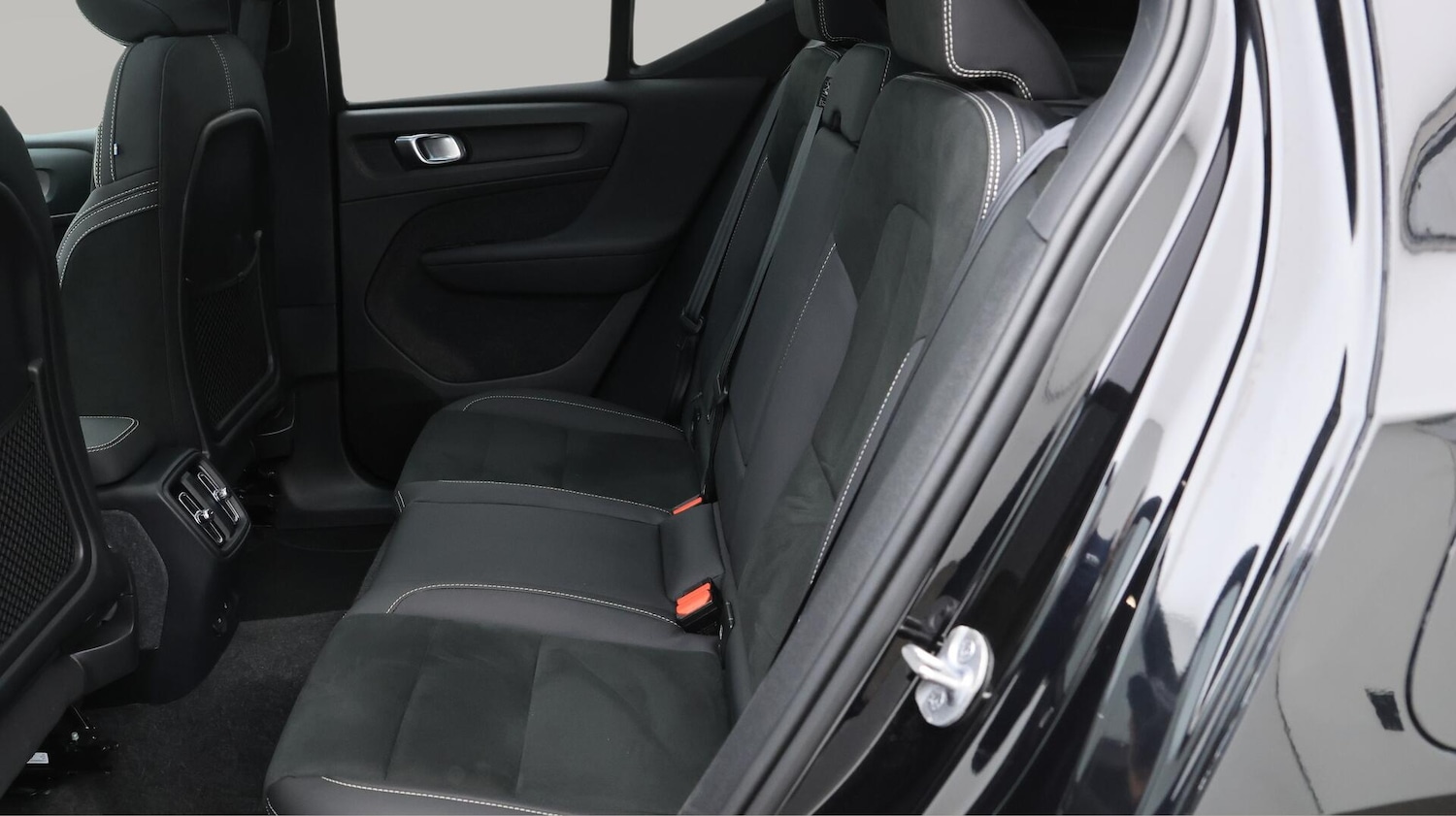 Used Volvo XC40 2024 for sale - 76085208: Photo 16