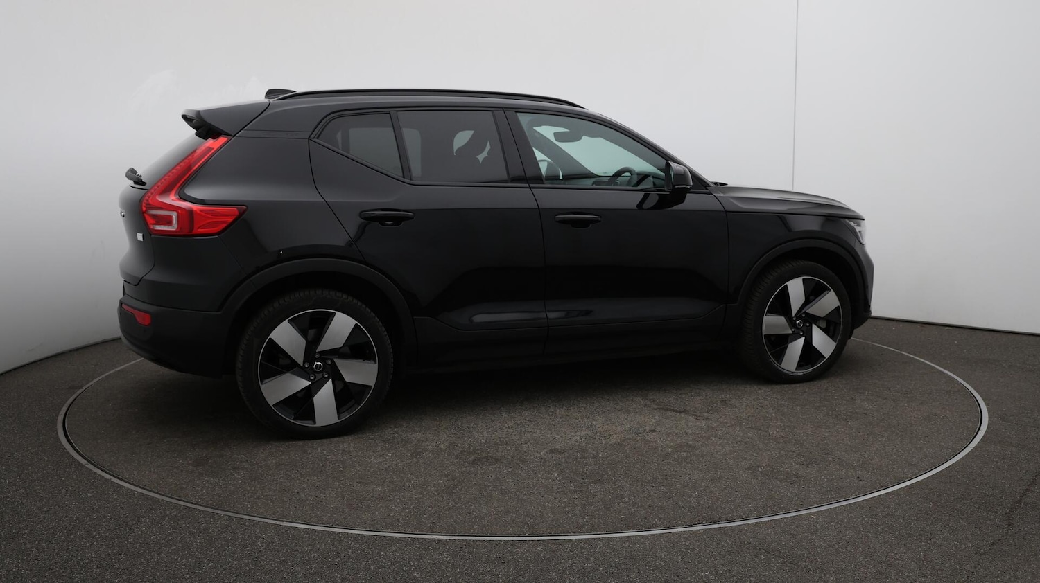 Used Volvo XC40 2024 for sale - 76085208: Photo 54