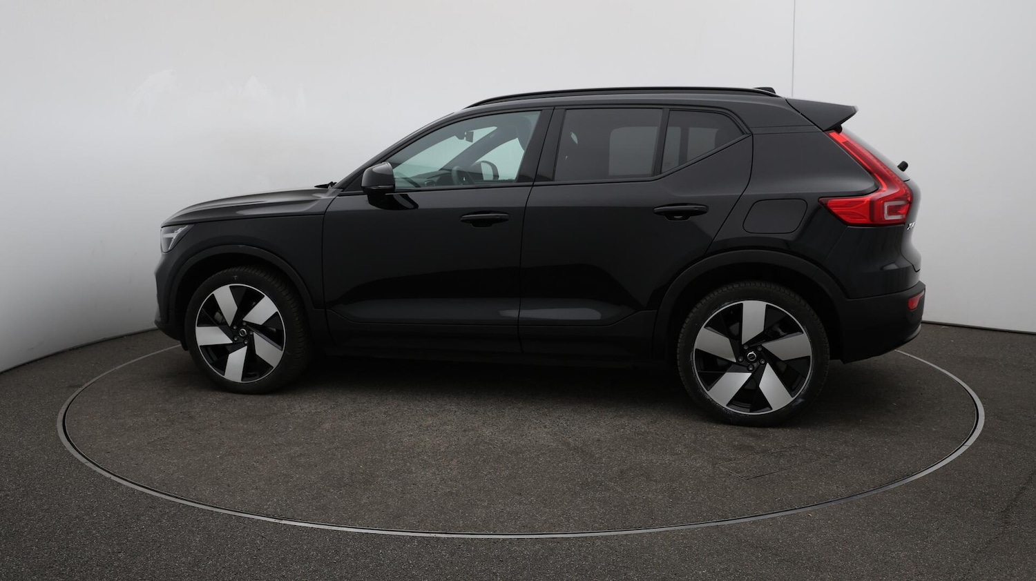 Used Volvo XC40 2024 for sale - 76085208: Photo 61