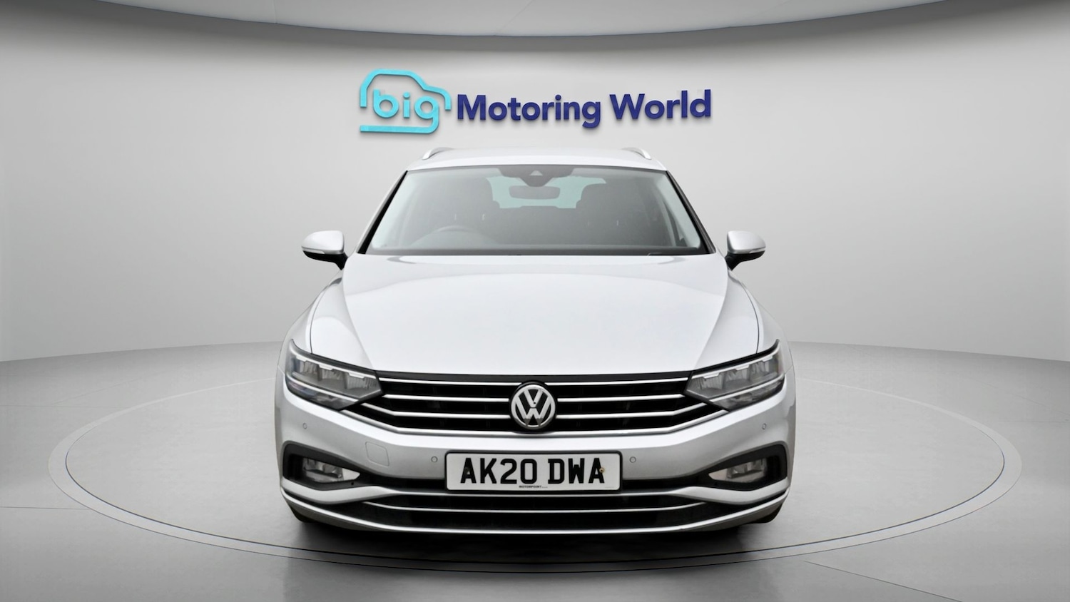 Used Volkswagen Passat 2020 for sale - 77872349: Photo 2
