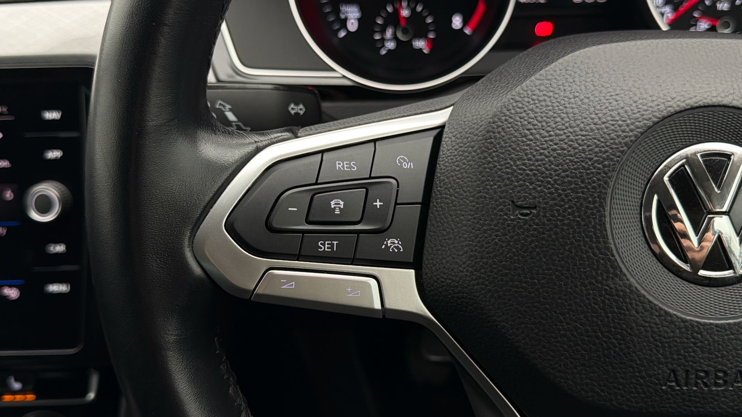 Used Volkswagen Passat 2020 for sale - 77872349: Photo 21