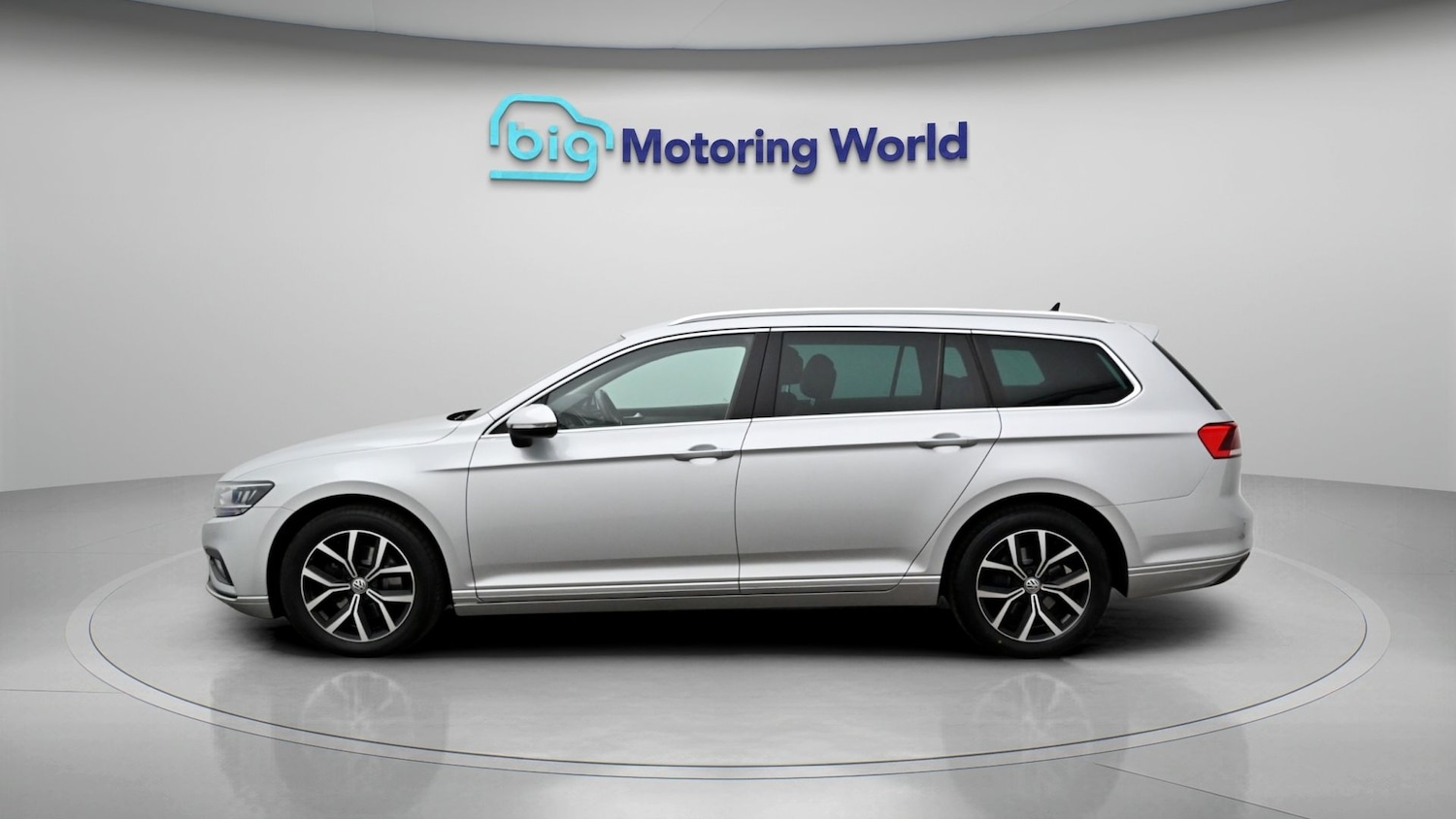 Used Volkswagen Passat 2020 for sale - 77872349: Photo 4