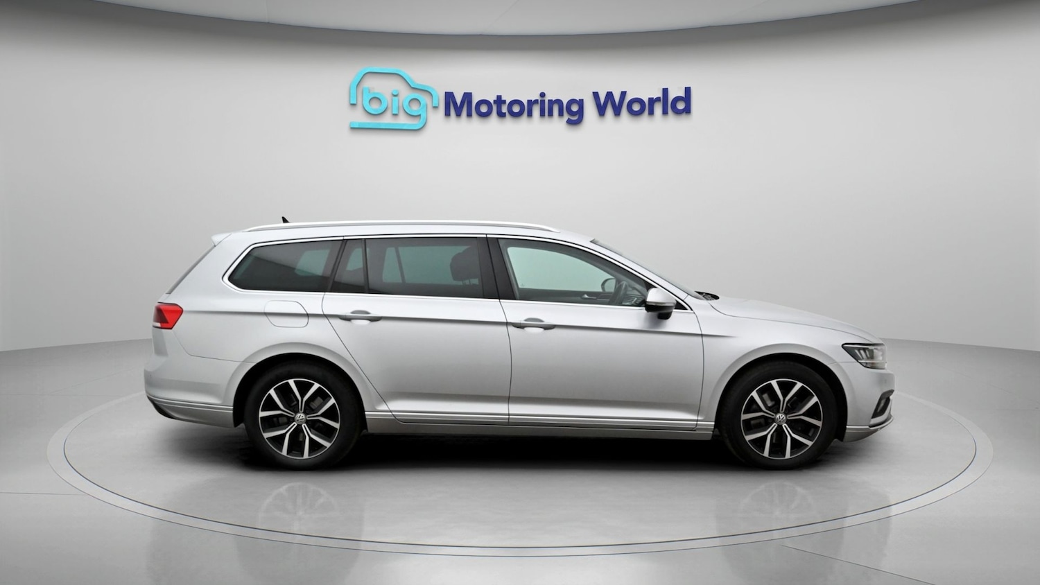 Used Volkswagen Passat 2020 for sale - 77872349: Photo 8