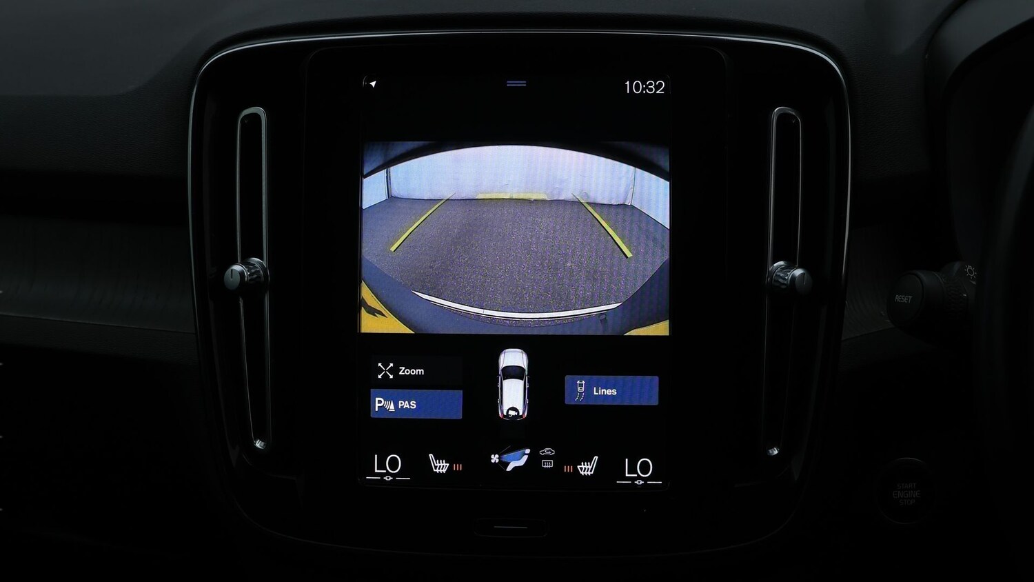 Used Volvo XC40 2021 for sale - 77353001: Photo 24