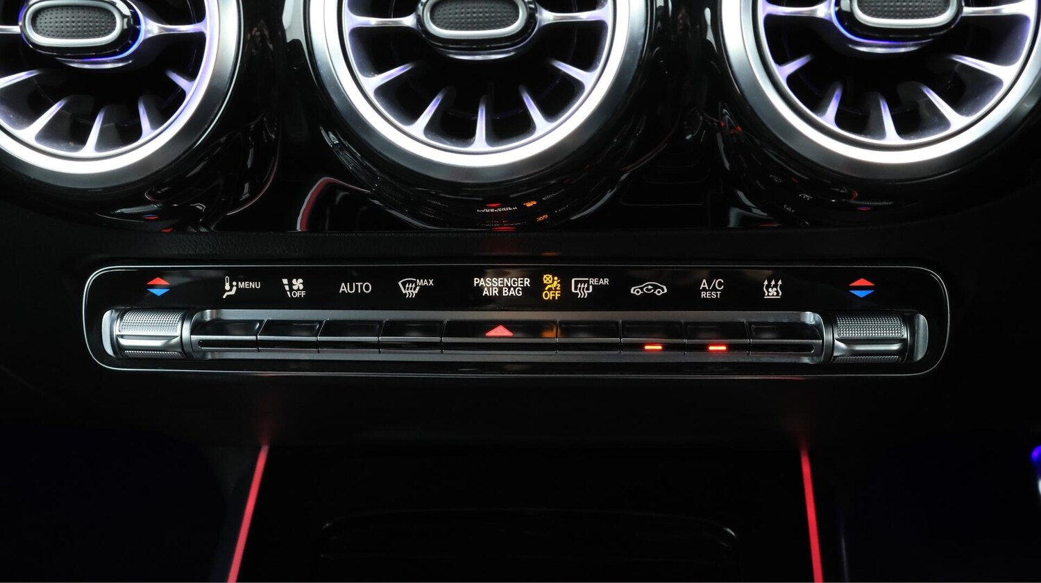 Used Mercedes-Benz GLA 2021 for sale - 76159062: Photo 13