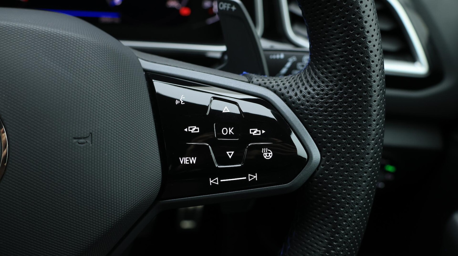 Used Volkswagen T-Roc 2023 for sale - 76060512: Photo 26