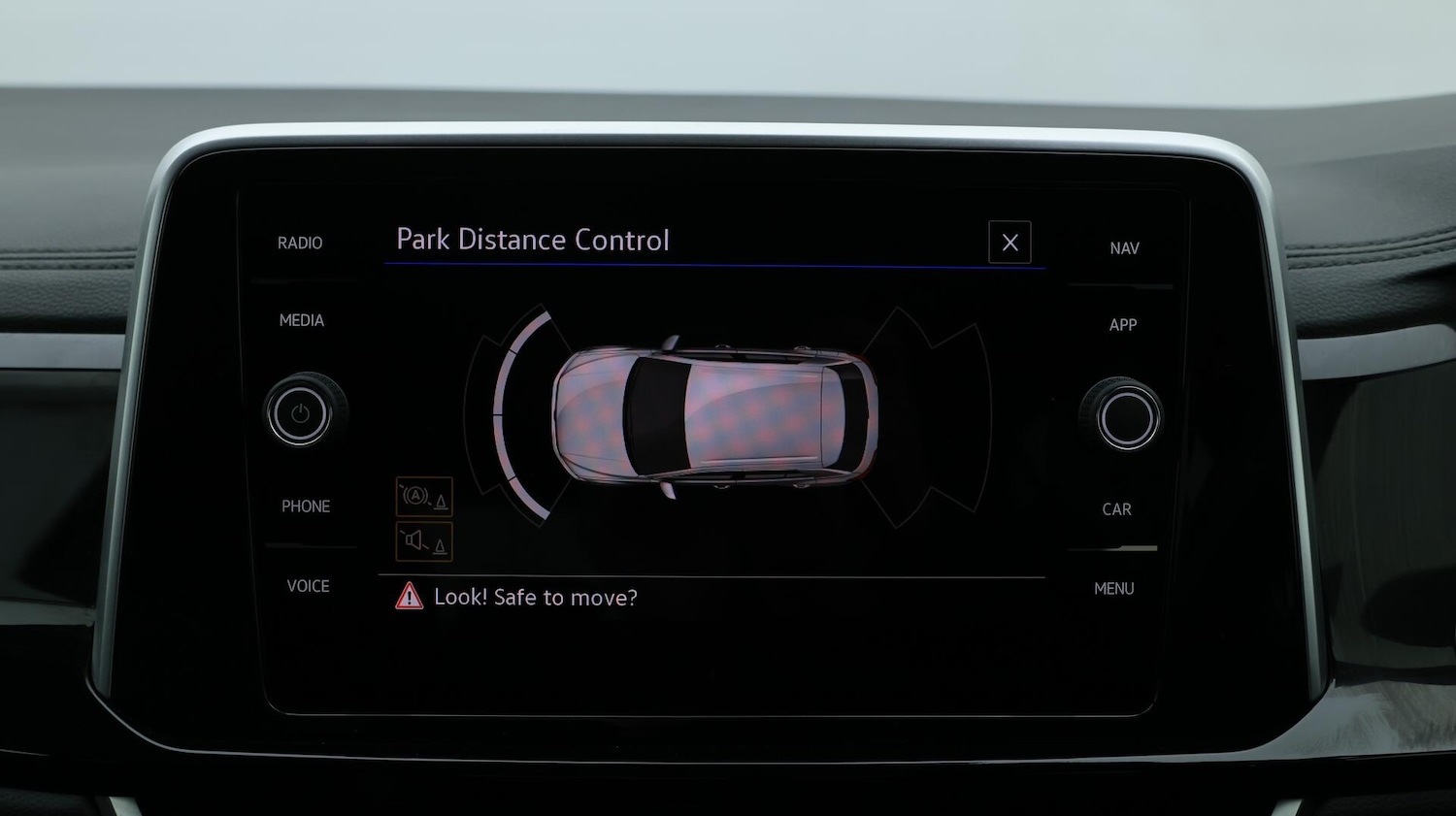 Used Volkswagen T-Roc 2023 for sale - 76060512: Photo 28