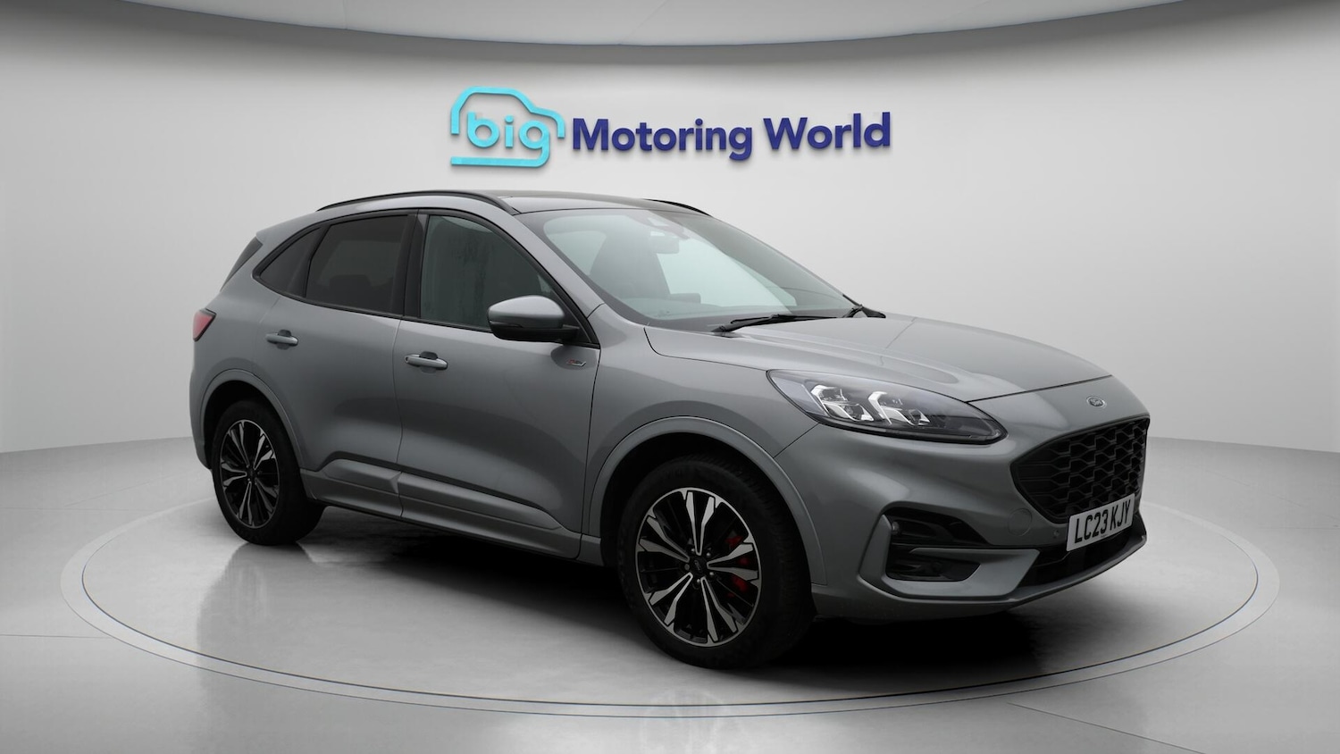 Used Ford Kuga 2023 for sale - 76538261: Photo 2