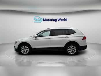 Used Volkswagen Tiguan Allspace 2023 for sale - 79771483: Photo
