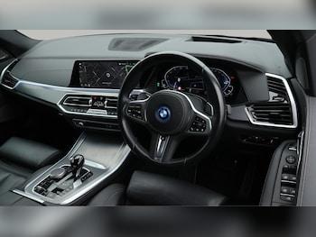 Used BMW X5 2022 for sale - 76167162: Photo