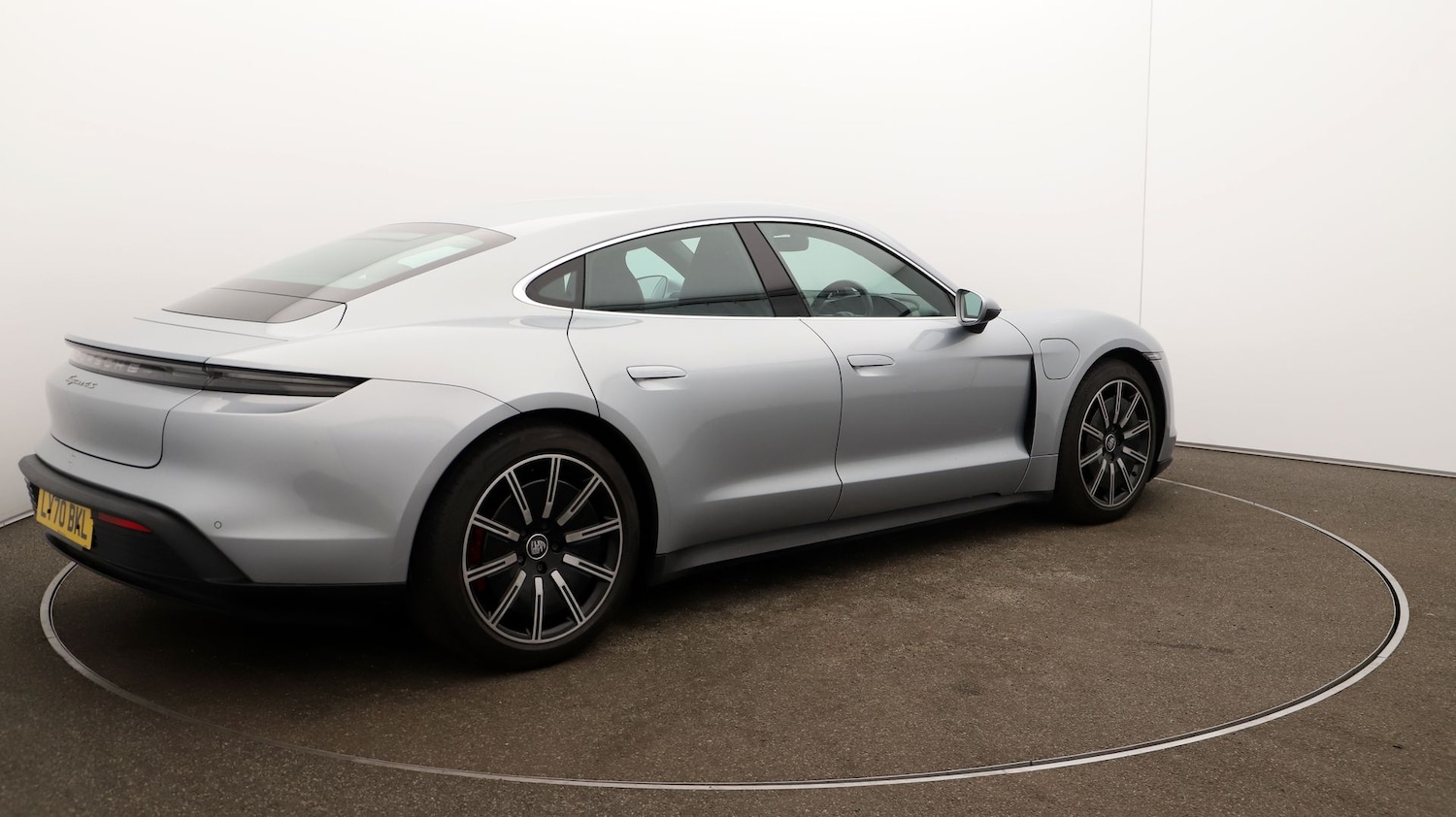 Used Porsche Taycan 2020 for sale - 76811560: Photo 48