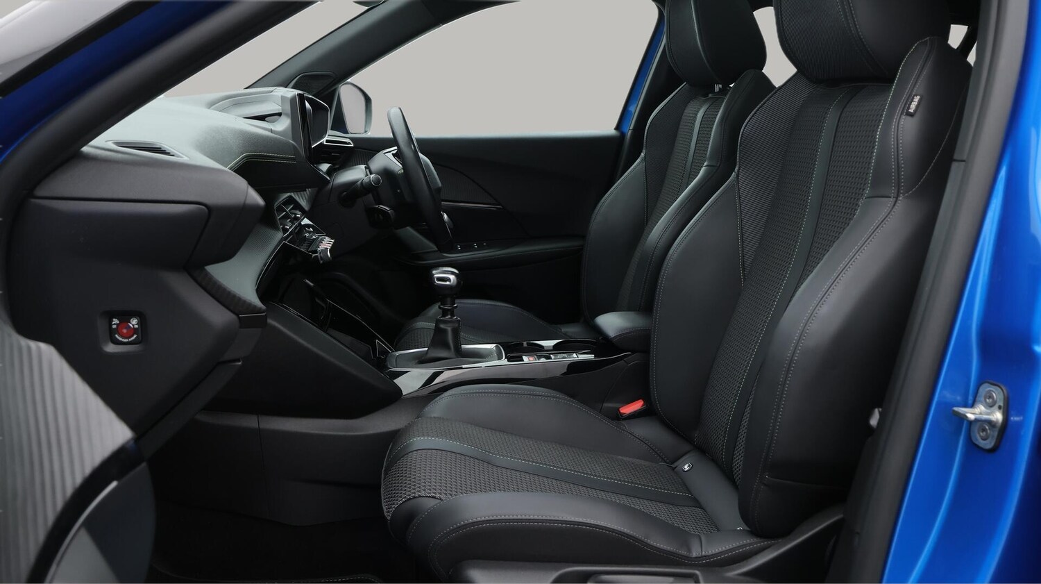 Used Peugeot 2008 2021 for sale - 76585109: Photo 15