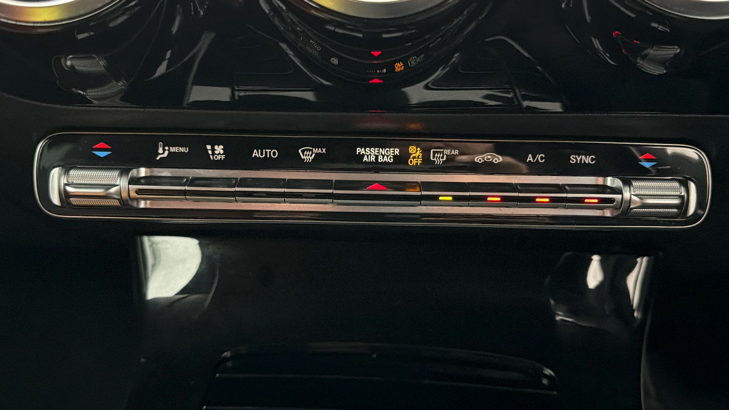 Used Mercedes-Benz CLA 2020 for sale - 77966622: Photo 11