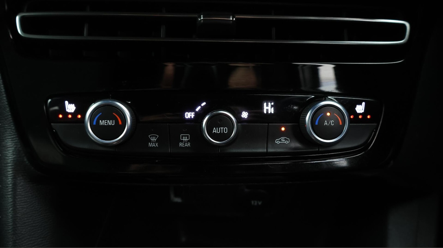 Used Vauxhall Mokka Electric for sale - 76728102: Photo 13