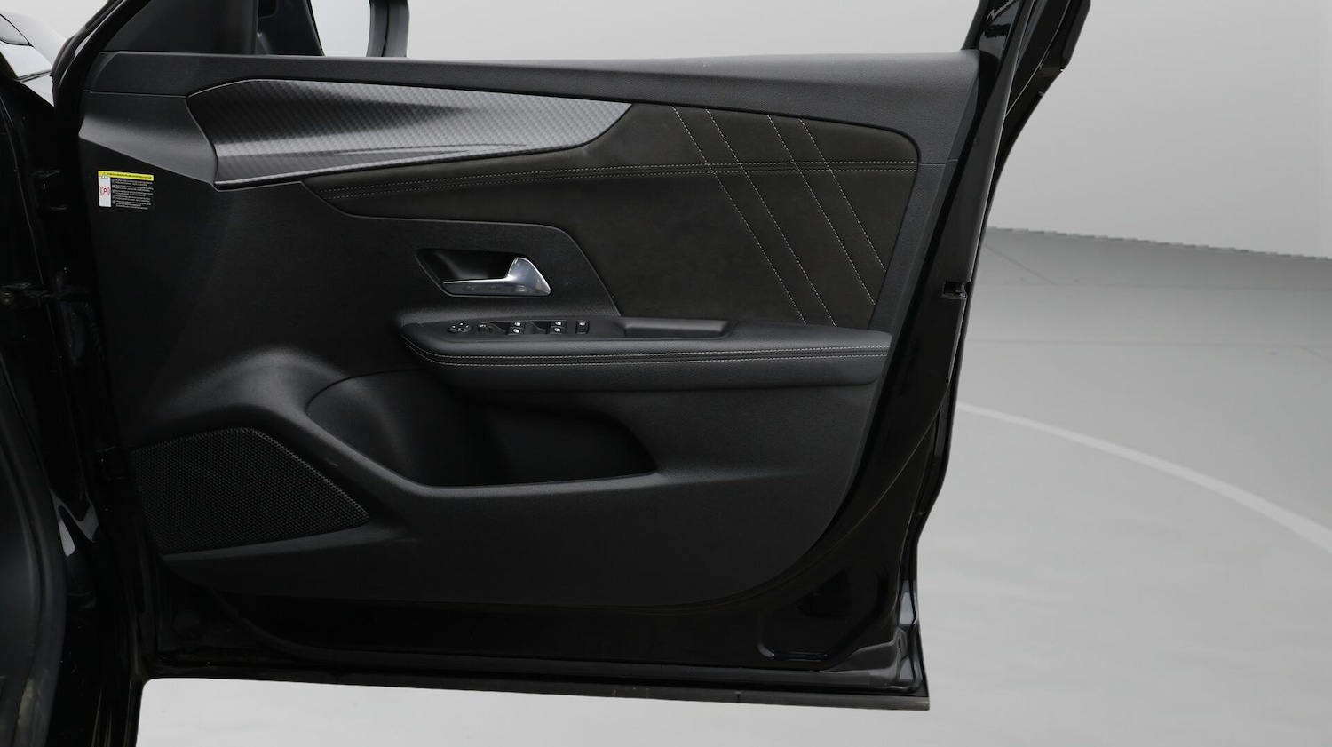 Used Vauxhall Mokka Electric for sale - 76728102: Photo 16