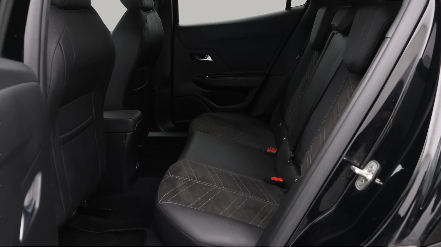 Used Vauxhall Mokka Electric for sale - 76728102: Photo 17