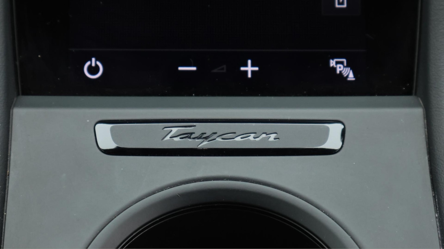 Used Porsche Taycan 2020 for sale - 76585449: Photo 25