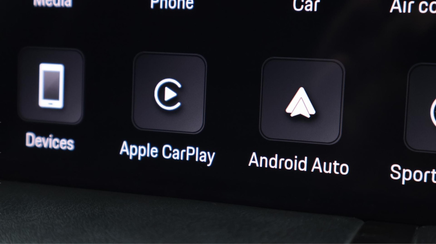 Used Porsche Taycan 2020 for sale - 76585449: Photo 28