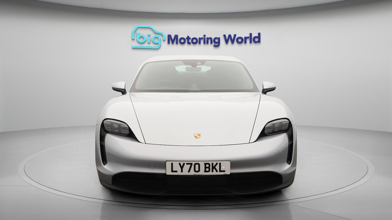 Used Porsche Taycan 2020 for sale - 76585449: Photo 3