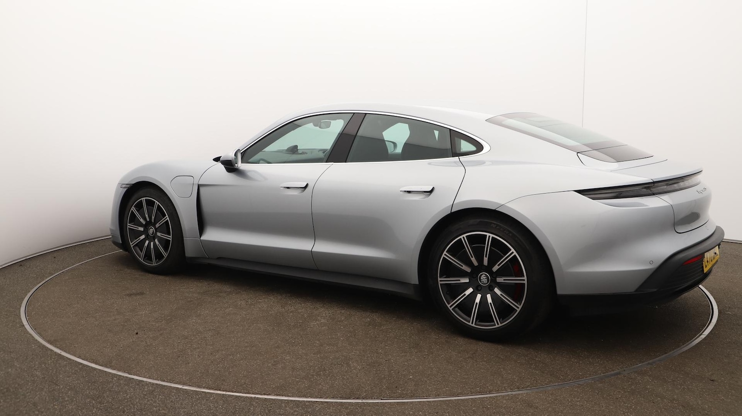 Used Porsche Taycan 2020 for sale - 76585449: Photo 39