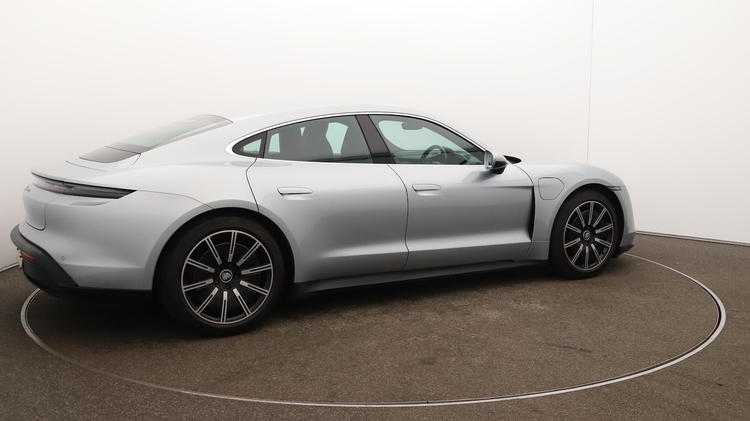 Used Porsche Taycan 2020 for sale - 76585449: Photo 55