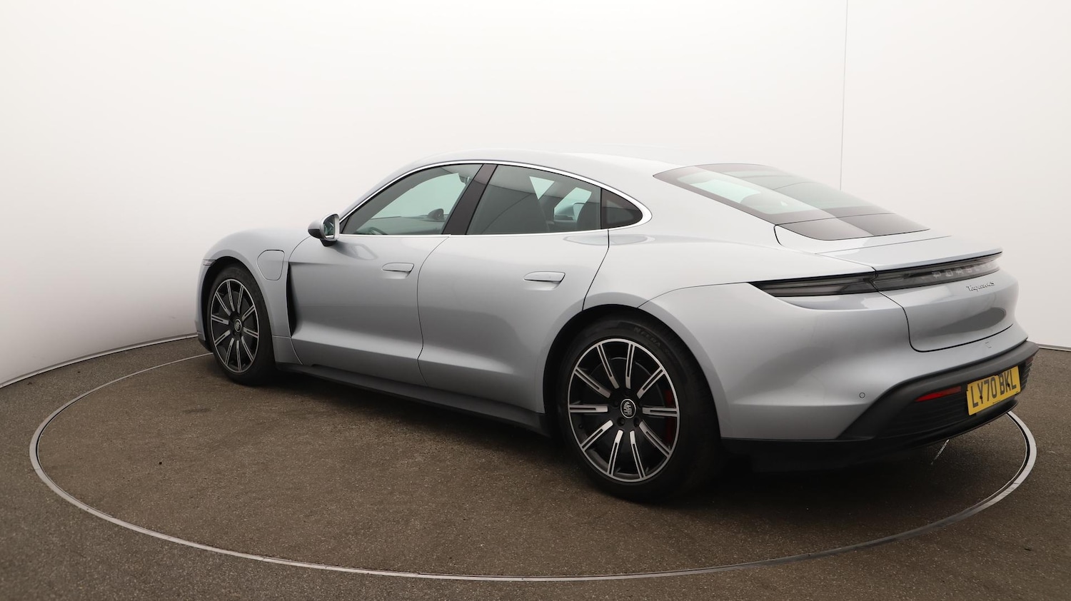 Used Porsche Taycan 2020 for sale - 76585449: Photo 66