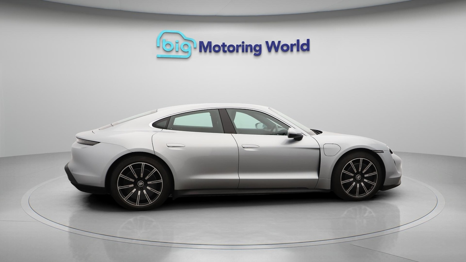 Used Porsche Taycan 2020 for sale - 76585449: Photo 9