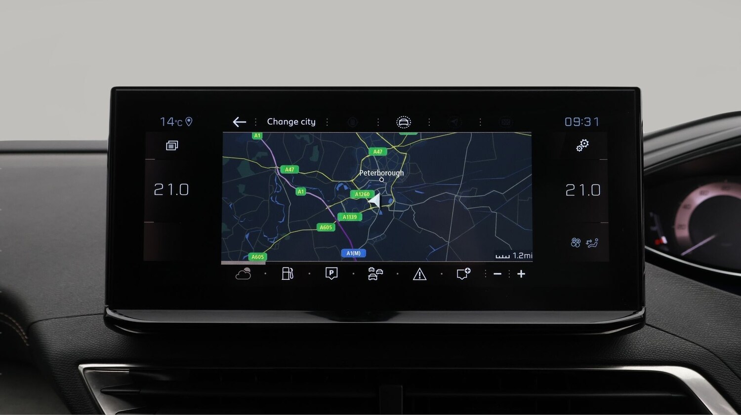 Used Peugeot 5008 2022 for sale - 77877222: Photo 11